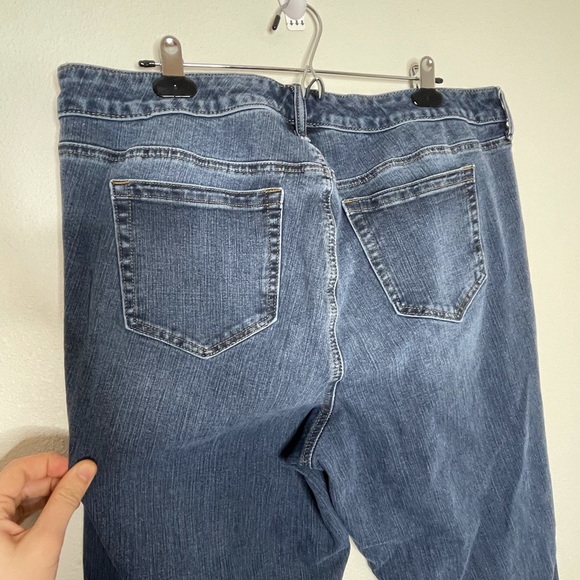 Torrid Women's Size 22XT Dark Blue Denim Straight Jeans - Picture 6 of 8